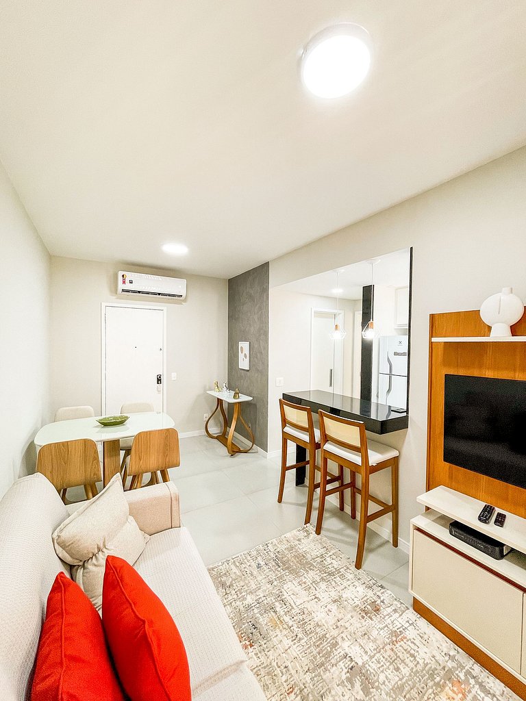 Apartamento 1 quarto recém reformado no Leblon