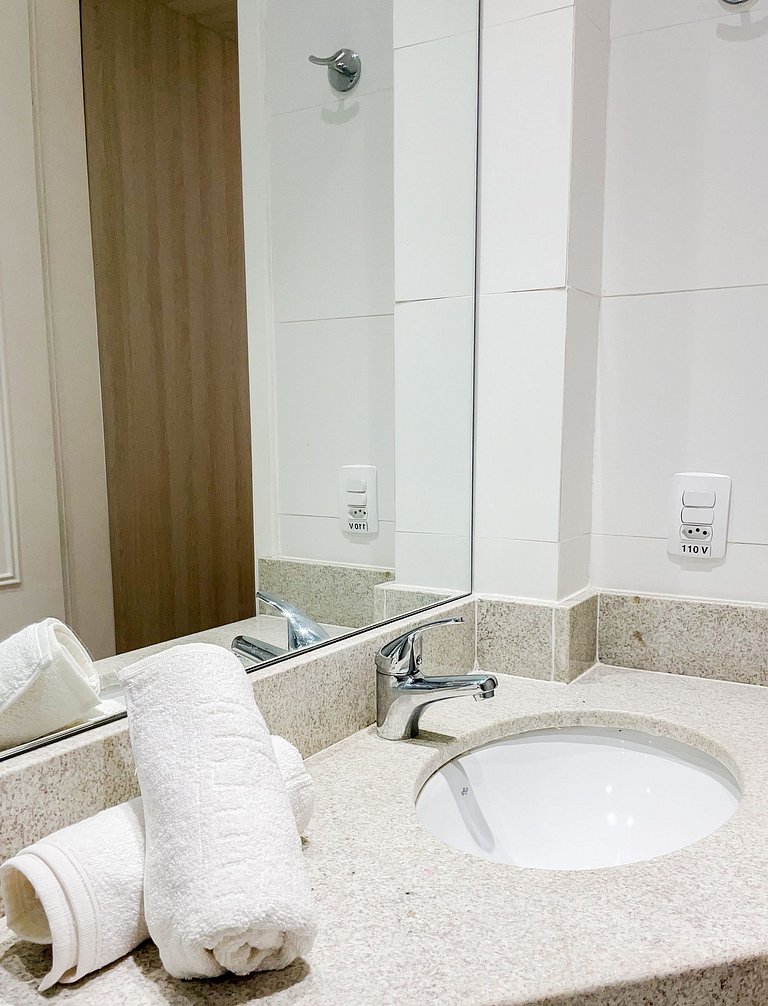 Flat 1 quarto em rua tranquila Ipanema