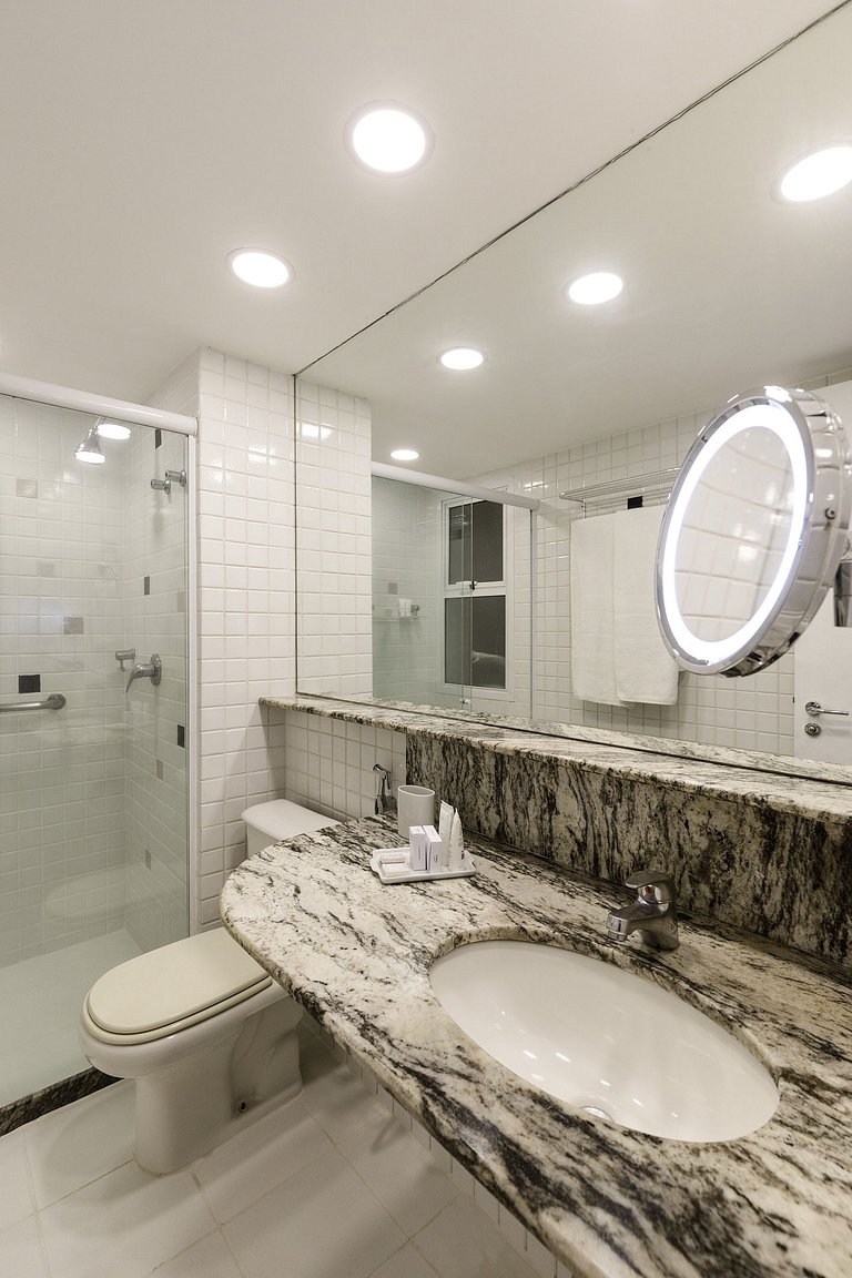 Suite de hotel ampla 400 metros da praia